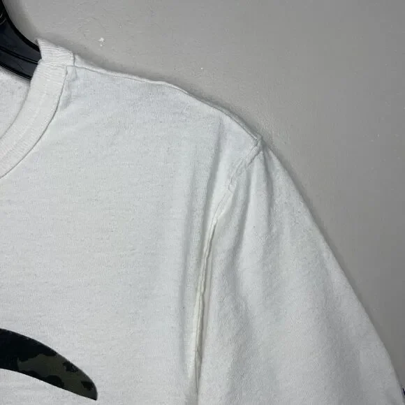 CHAMPION Mens White Big-C T-Shirt Small S Green Camouflage Logo - Picture 3 of 7